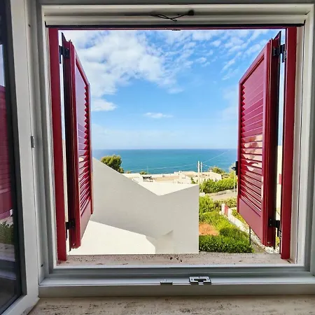 Apartment Sea View And Relaxation With Garden